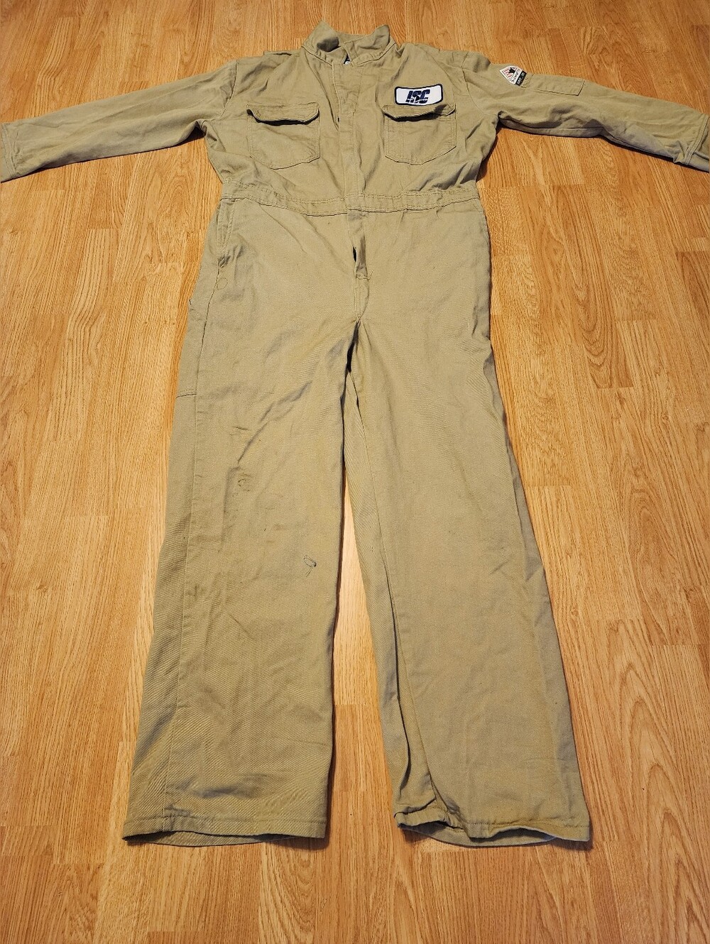 Bulwark Excel FR Deluxe flame-resistant coverall in khaki size 42 RG